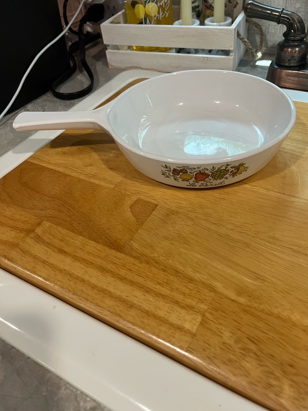 VTG. “Le Persil” CorningWare Skillet